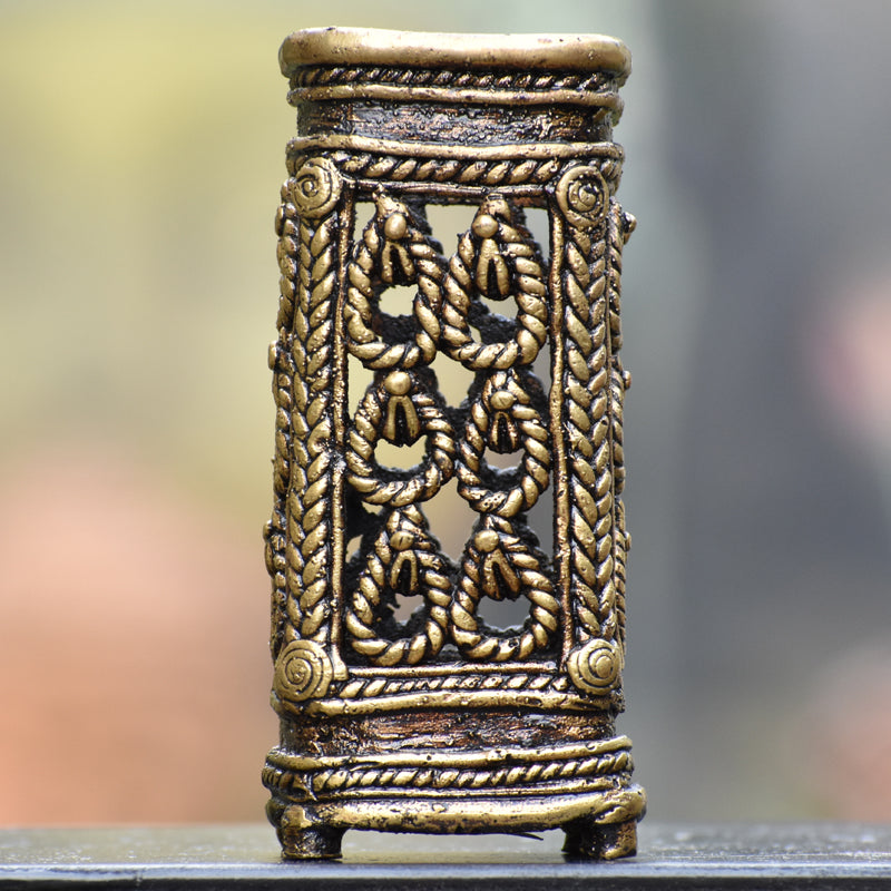 Modern Art Pen Stand